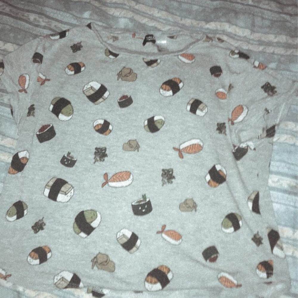 Sushi graphic top